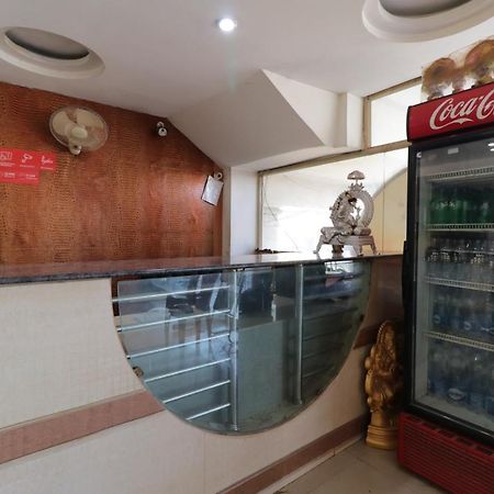 Oyo 29259 Hotel Rama Royal Nellore Eksteriør billede