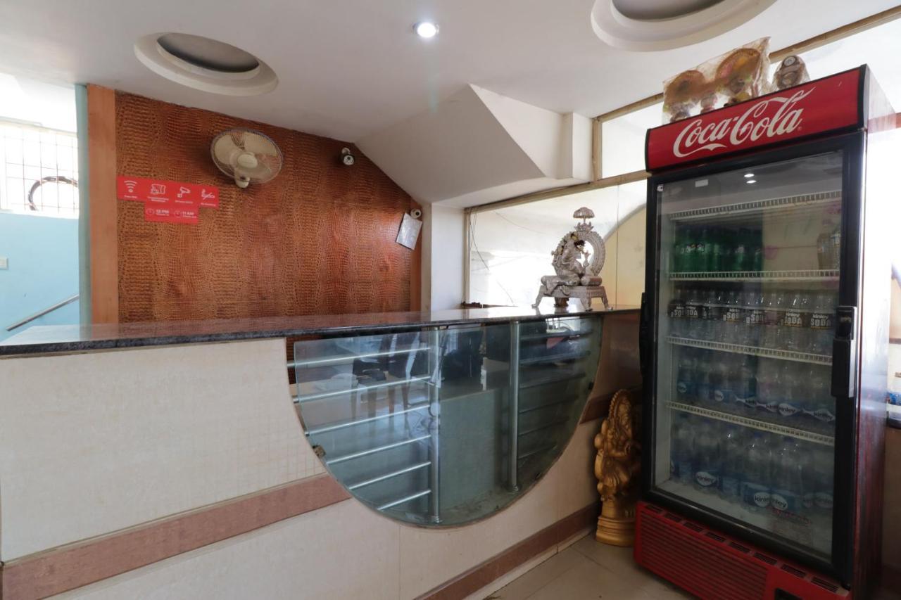 Oyo 29259 Hotel Rama Royal Nellore Eksteriør billede