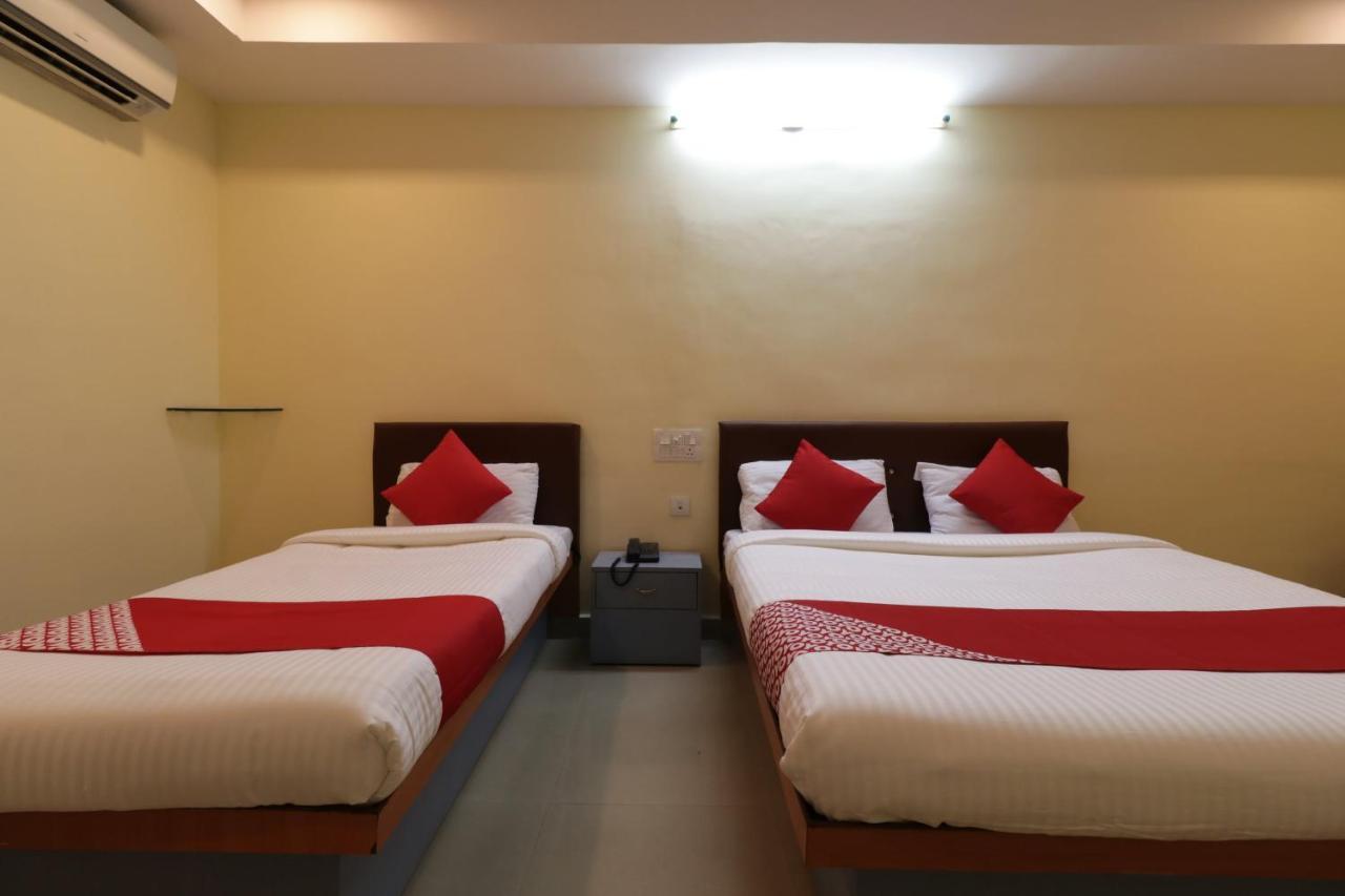 Oyo 29259 Hotel Rama Royal Nellore Eksteriør billede