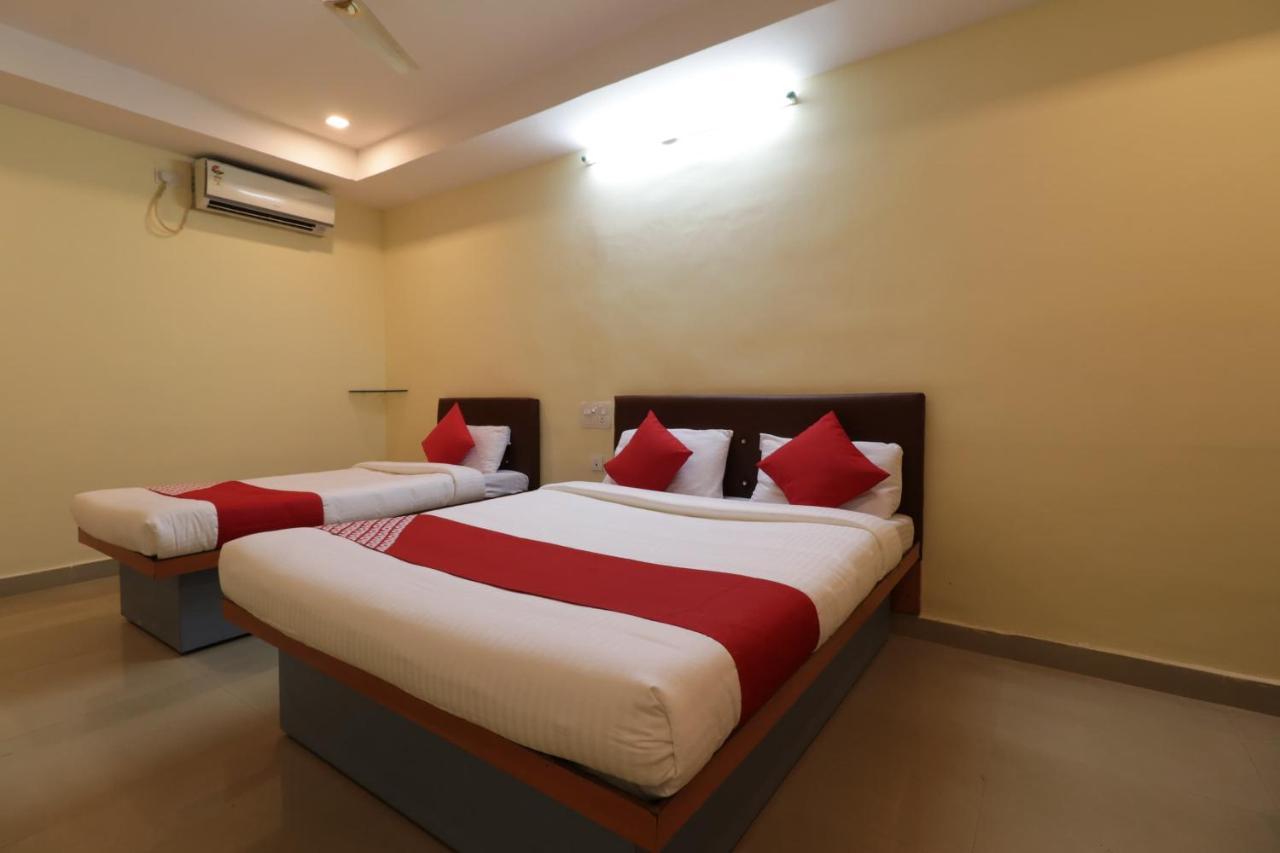Oyo 29259 Hotel Rama Royal Nellore Eksteriør billede